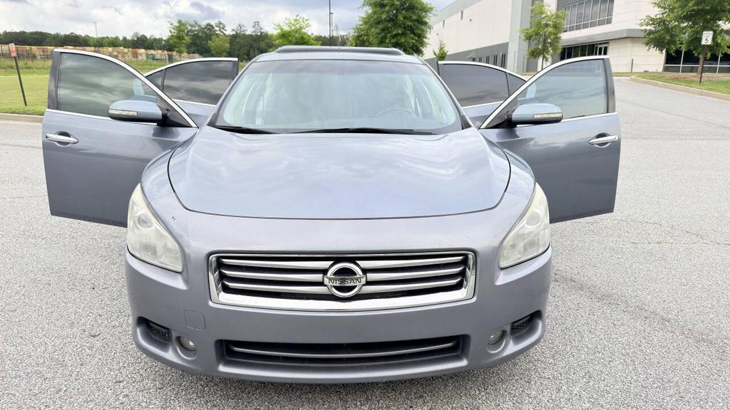 2012 Nissan Maxima - $5,900