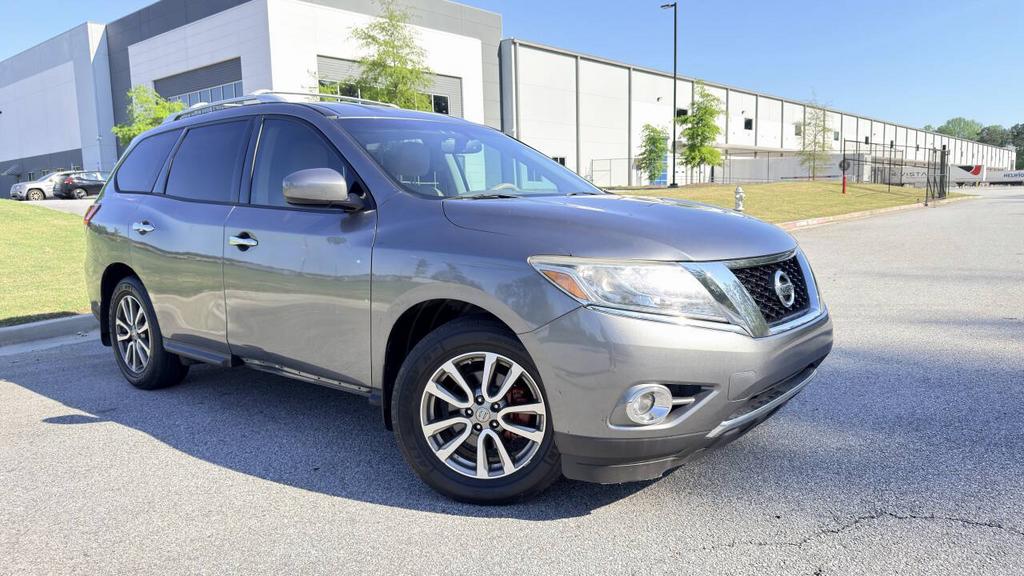 2015 Nissan Pathfinder - $4,999