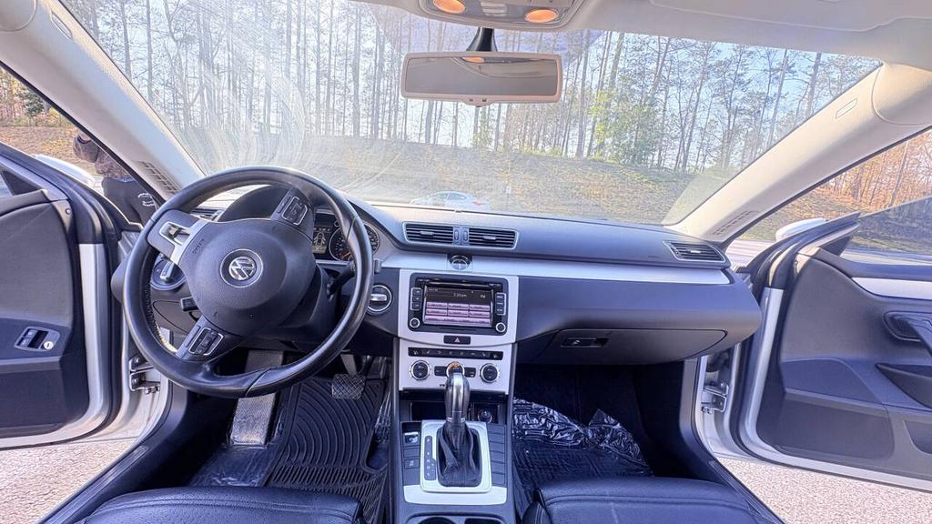 2013 Volkswagen CC - $5,999