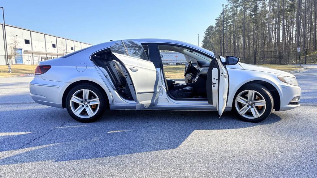 2013 Volkswagen CC - $5,999