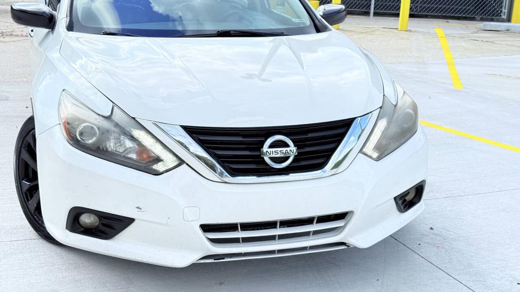 2017 Nissan Altima - $4,500