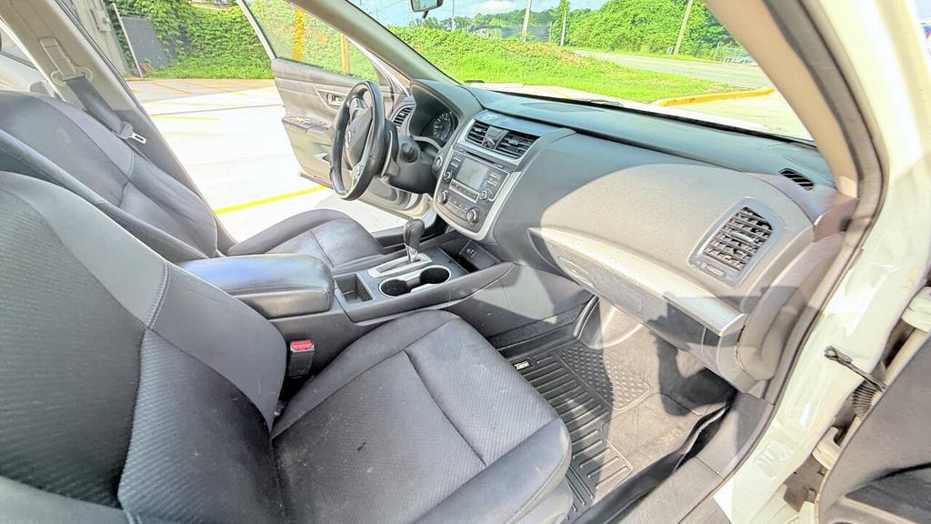 2017 Nissan Altima - $4,500
