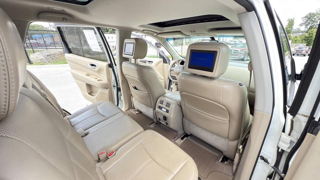 2014 Nissan Pathfinder - $8,500