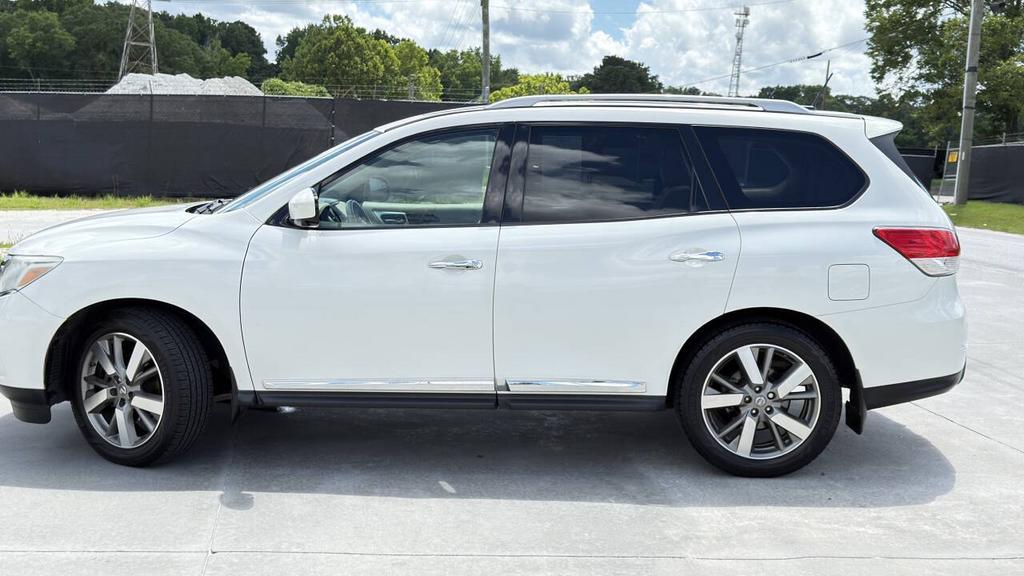 2014 Nissan Pathfinder - $8,500