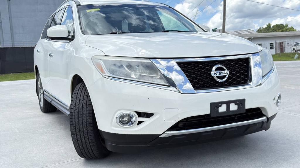 2014 Nissan Pathfinder - $8,500