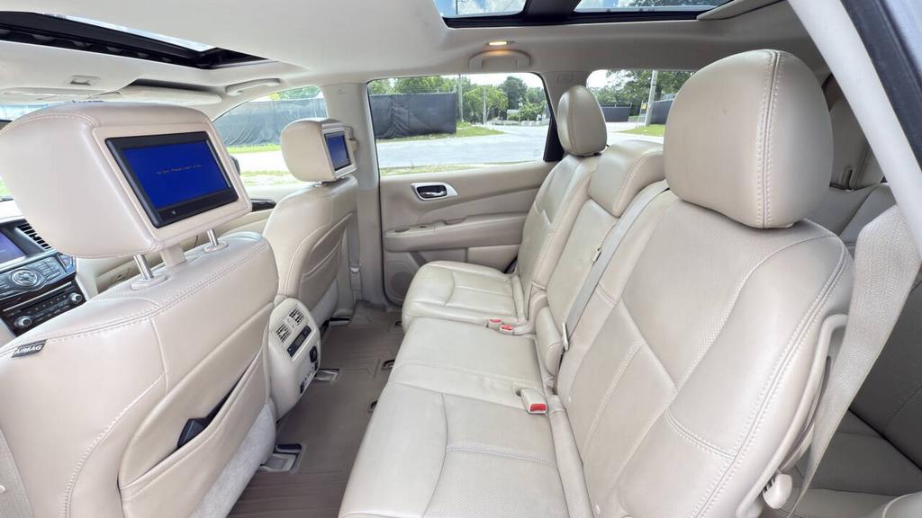 2014 Nissan Pathfinder - $8,500