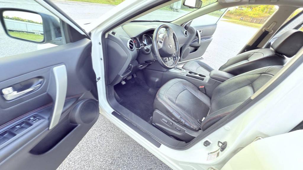 2011 Nissan Rogue - $6,500