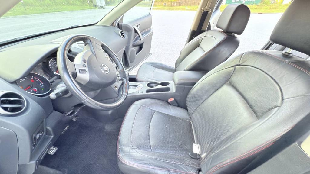2011 Nissan Rogue - $6,500