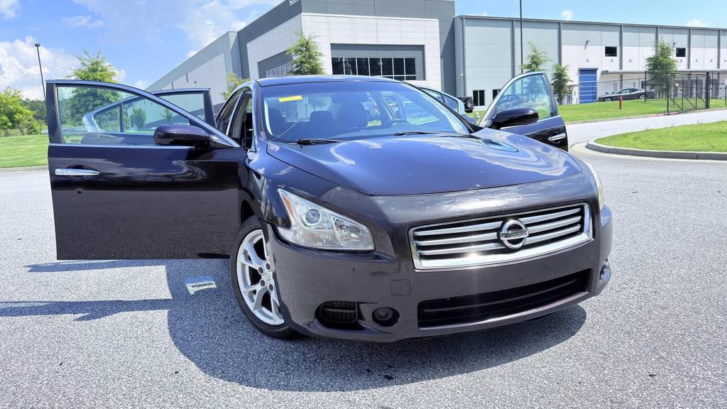 2013 Nissan Maxima - $5,300