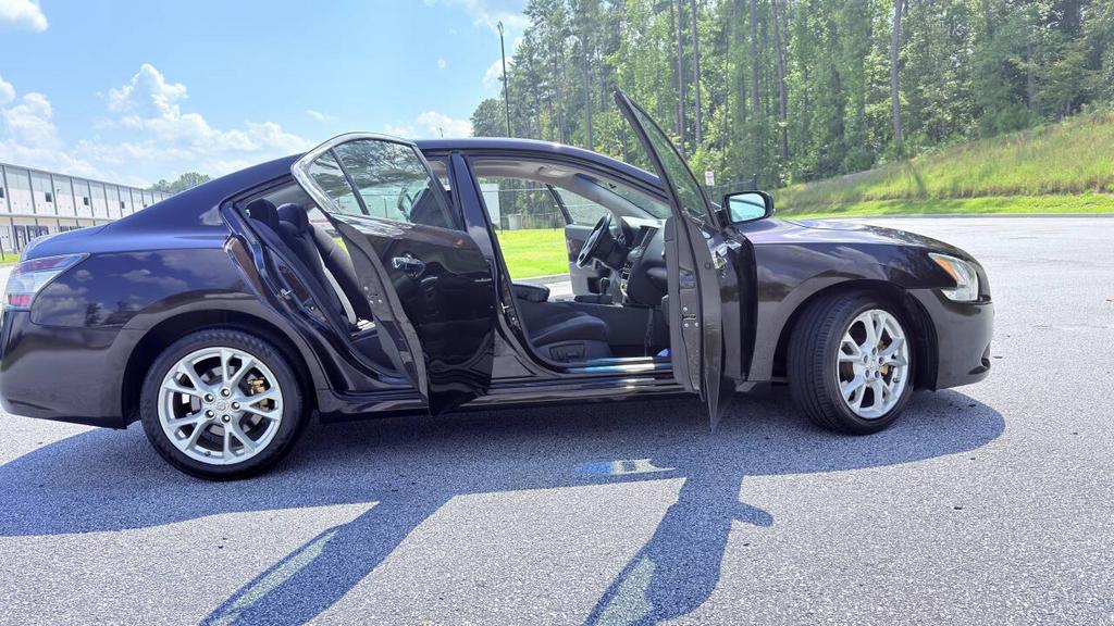 2013 Nissan Maxima - $5,300