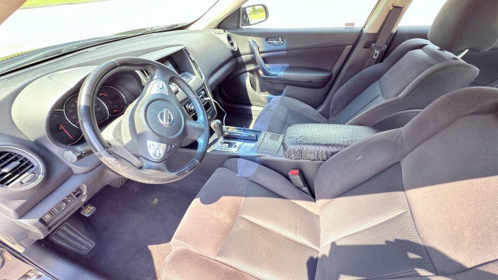 2013 Nissan Maxima - $5,300