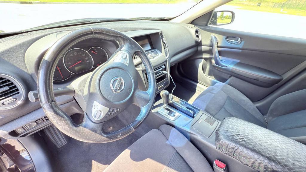 2013 Nissan Maxima - $5,300