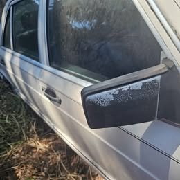 1986 Mercedes-Benz 560 - $4,995