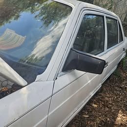 1986 Mercedes-Benz 560 - $4,995