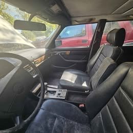 1986 Mercedes-Benz 560 - $4,995