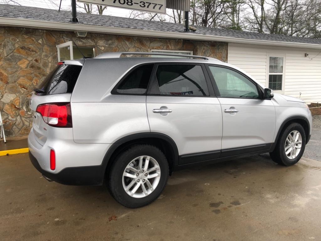 2014 Kia Sorento LX photo