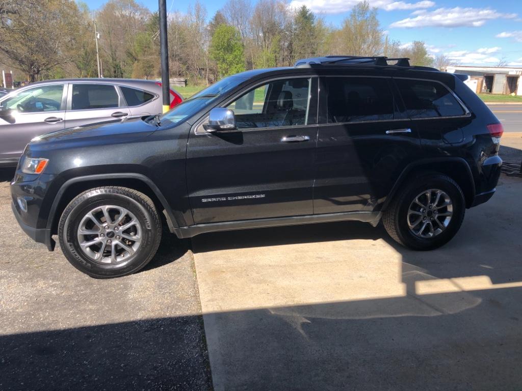 2014 Jeep Cherokee - $9,450