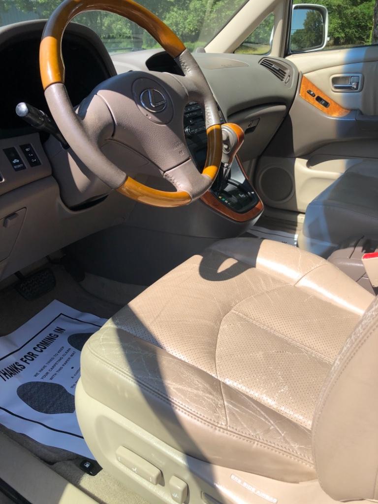 2002 Lexus RX - $7,900