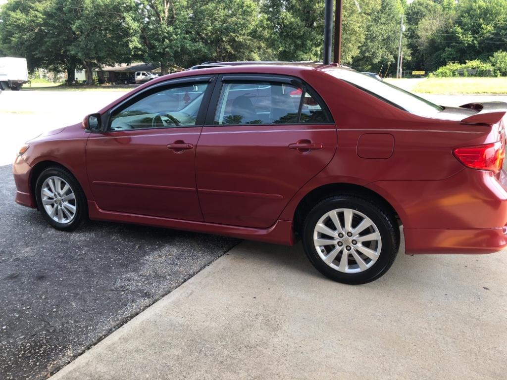 2010 Toyota Corolla - $8,995