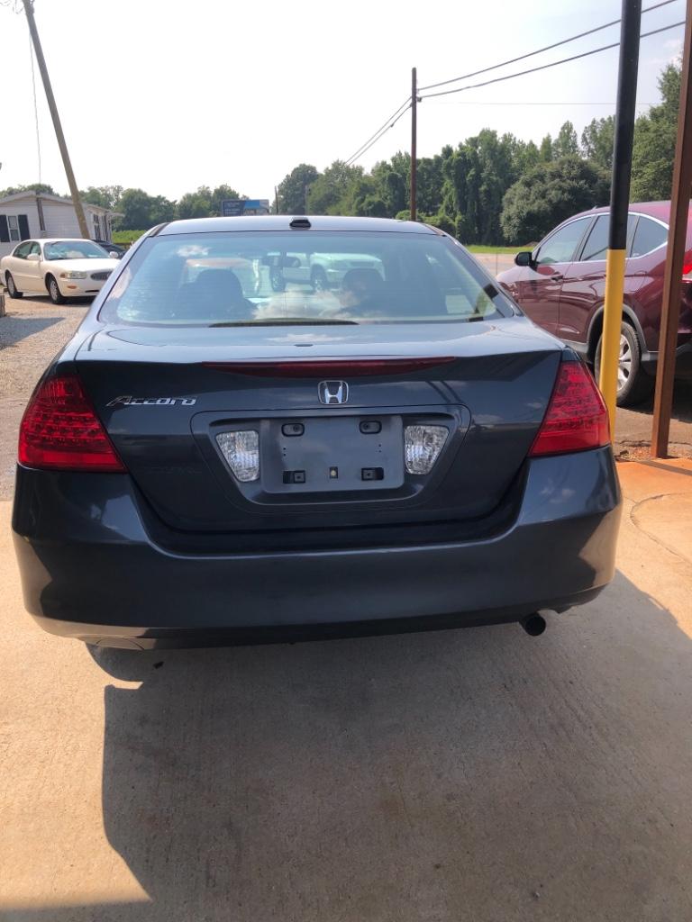 2007 Honda Accord - $7,995
