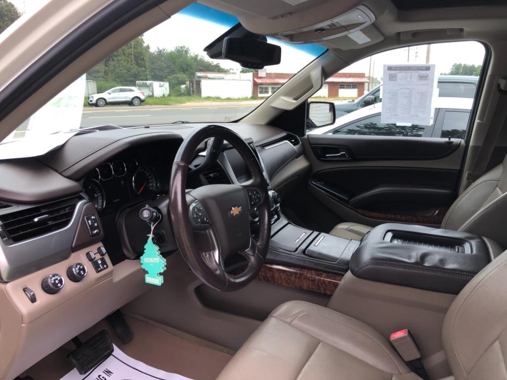 2015 Chevrolet Tahoe - $15,900