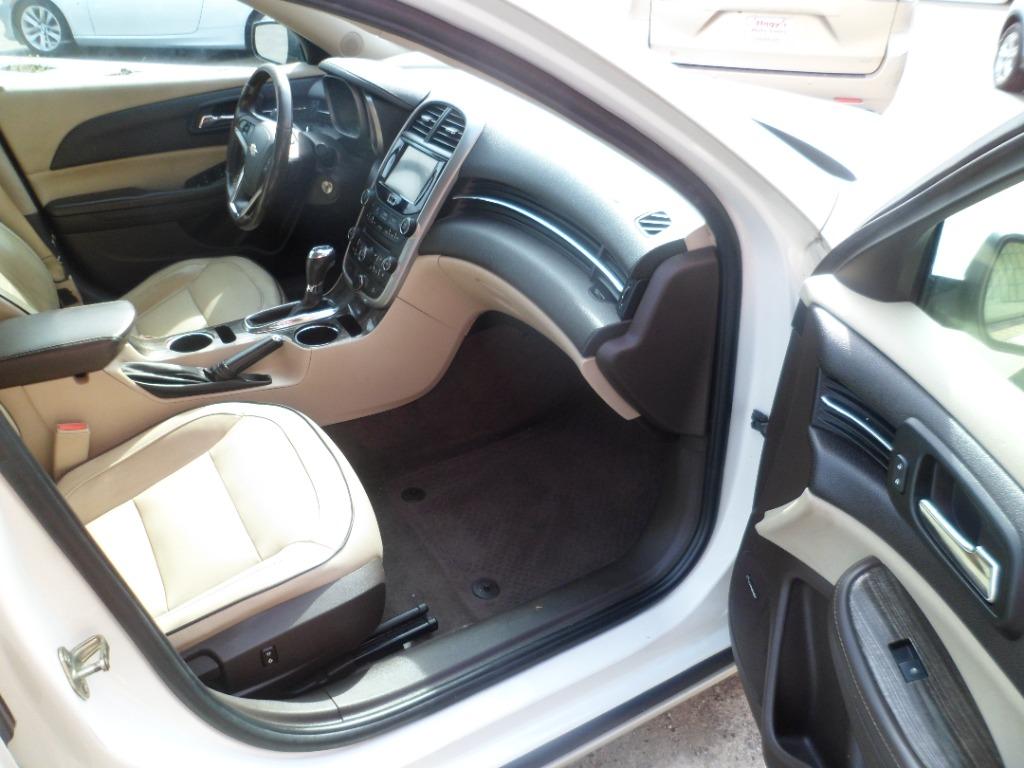 2014 Chevrolet Malibu LT photo