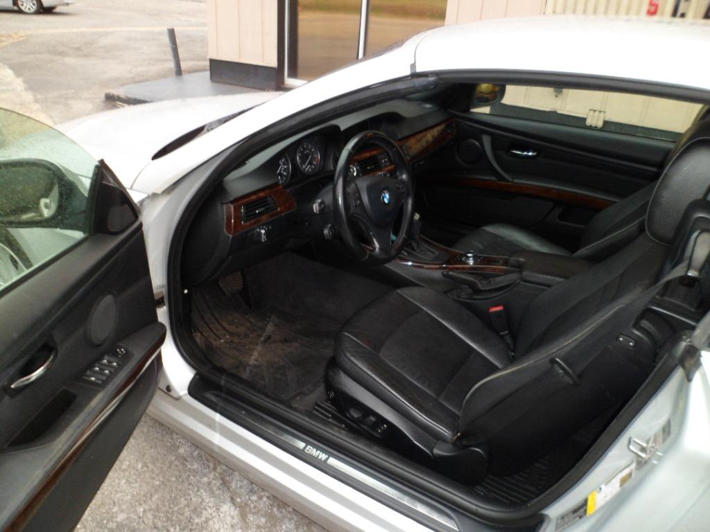 2012 BMW Legend 328i photo