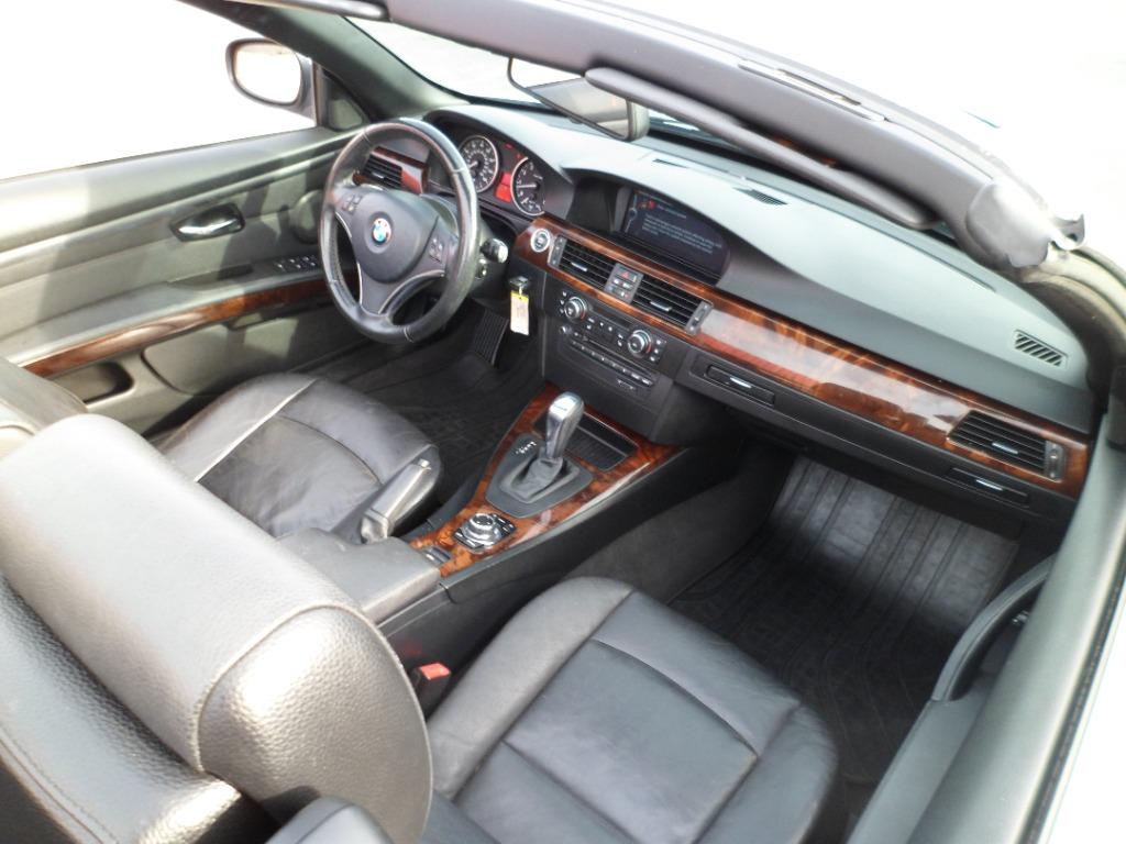 2012 BMW Legend 328i photo