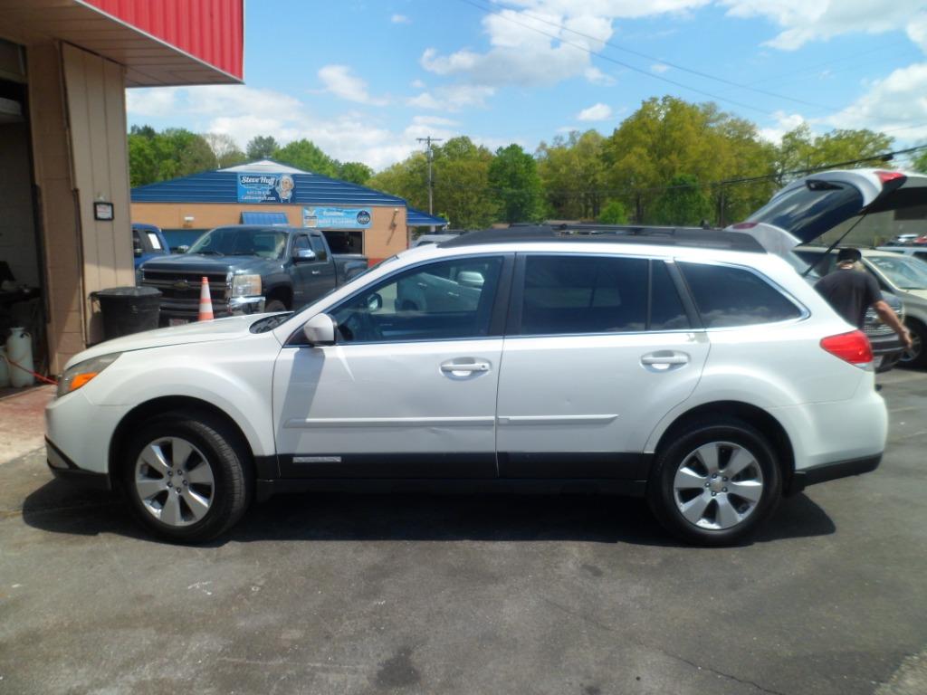 2012 Subaru Outback 2.5i Premium photo