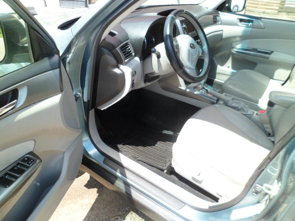 2012 Subaru Forester 2.5X Limited photo