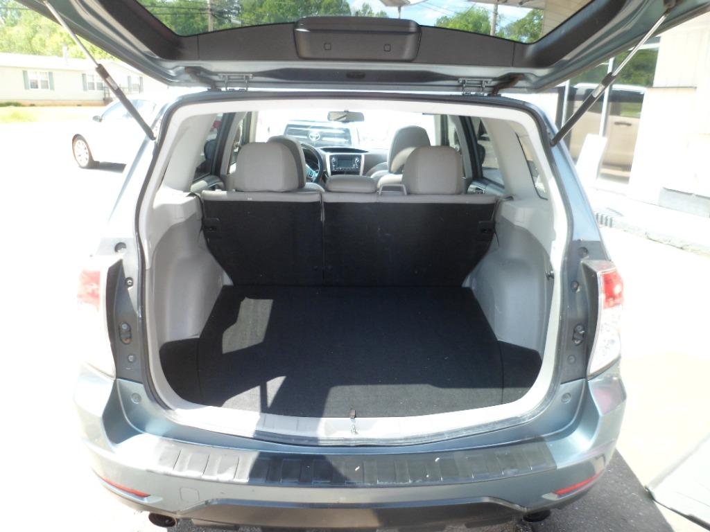 2012 Subaru Forester 2.5X Limited photo