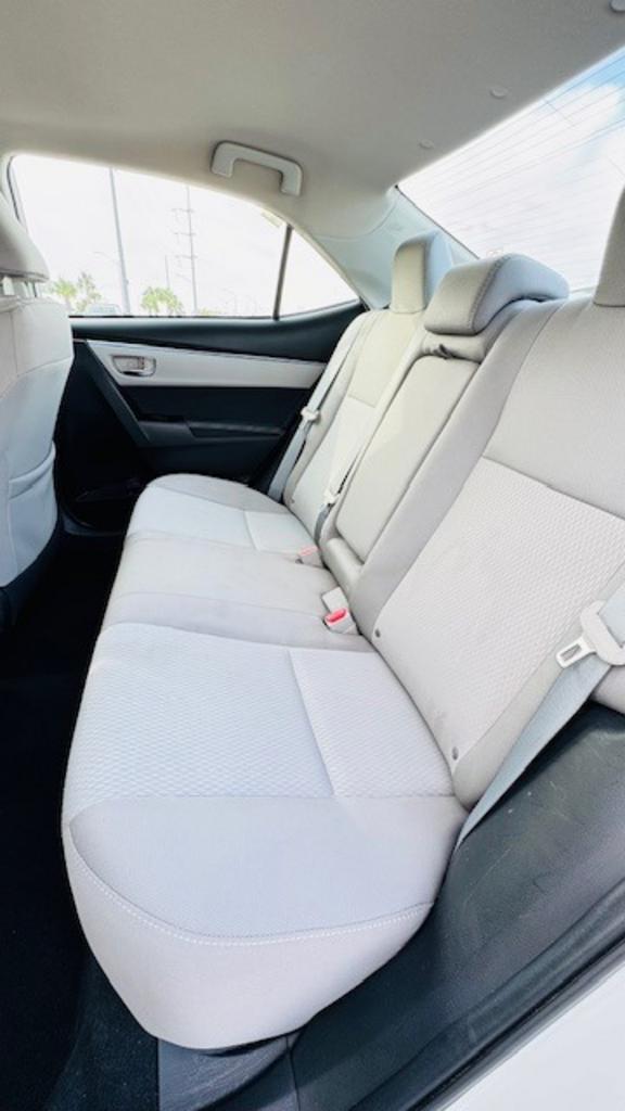 2016 Toyota Corolla LE photo