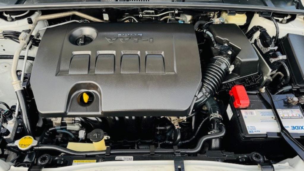 2016 Toyota Corolla LE photo