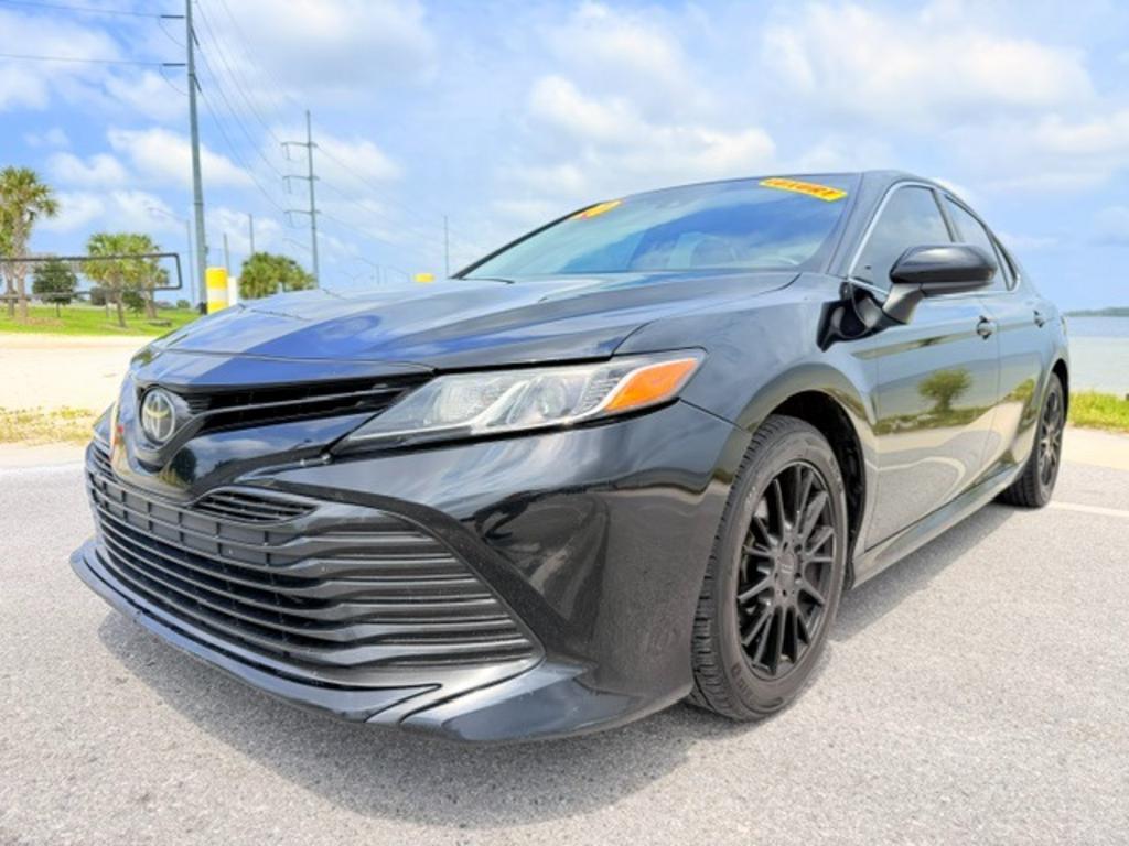 2020 Toyota Camry - $15,995