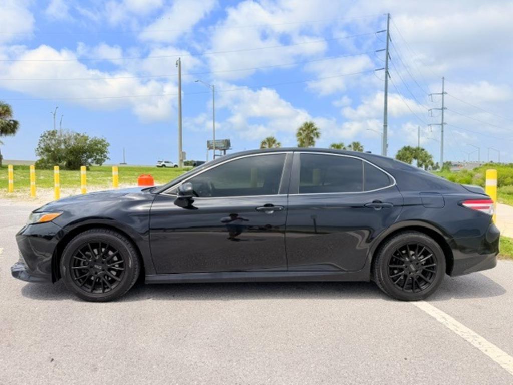 2020 Toyota Camry - $15,995