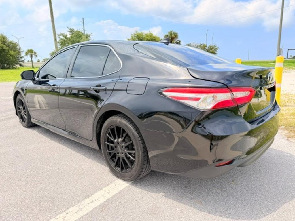 2020 Toyota Camry - $15,995