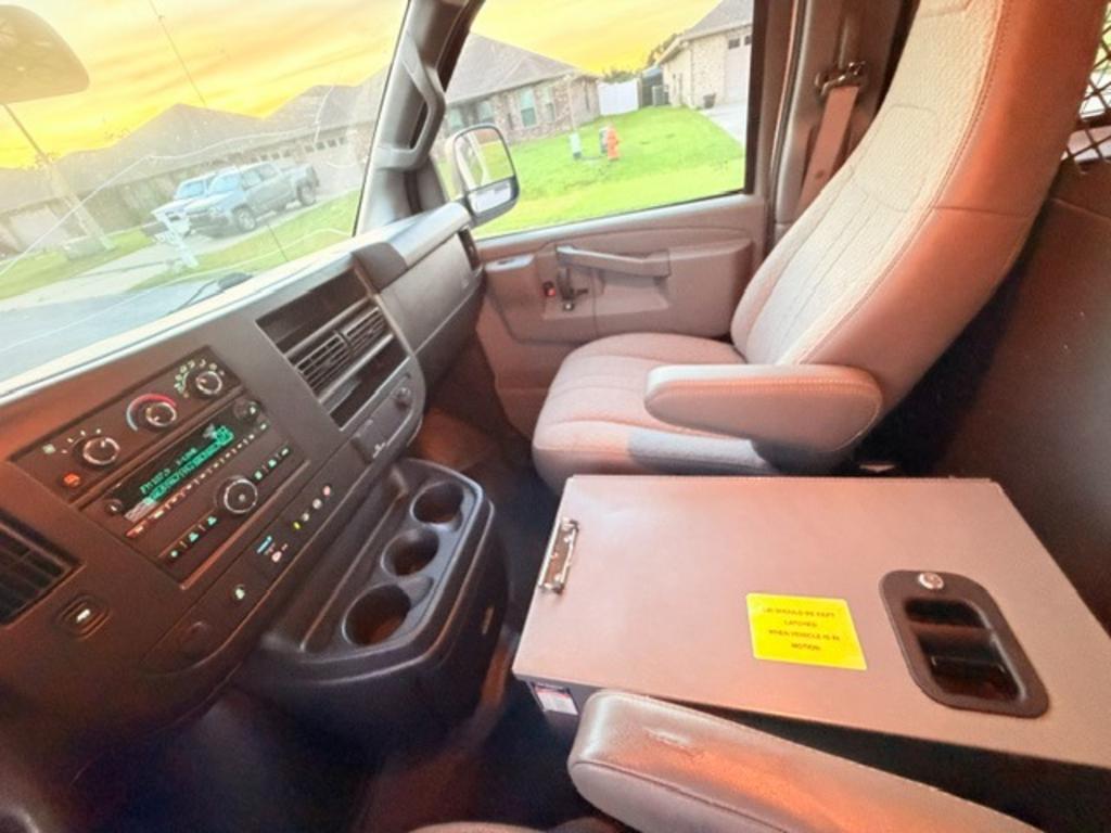 2019 Chevrolet Express - $15,495
