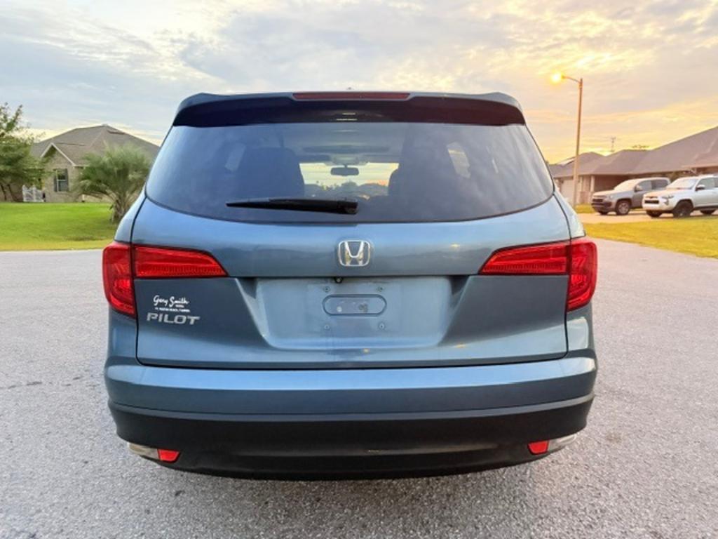 2017 Honda Pilot - $15,995