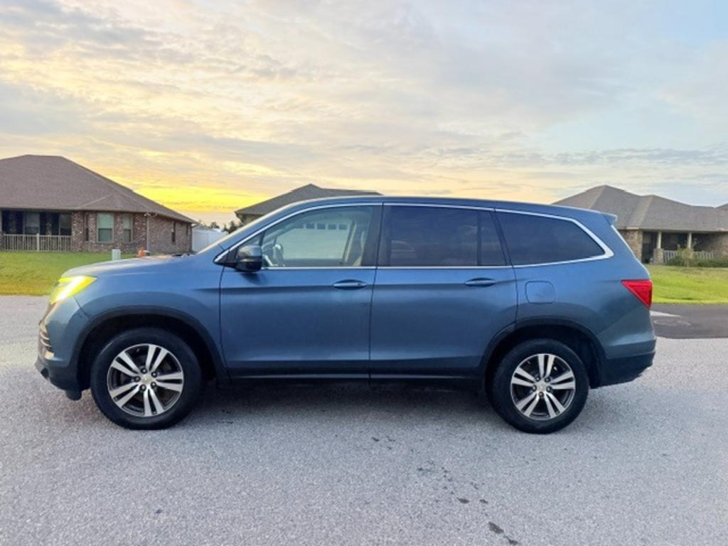 2017 Honda Pilot - $15,995