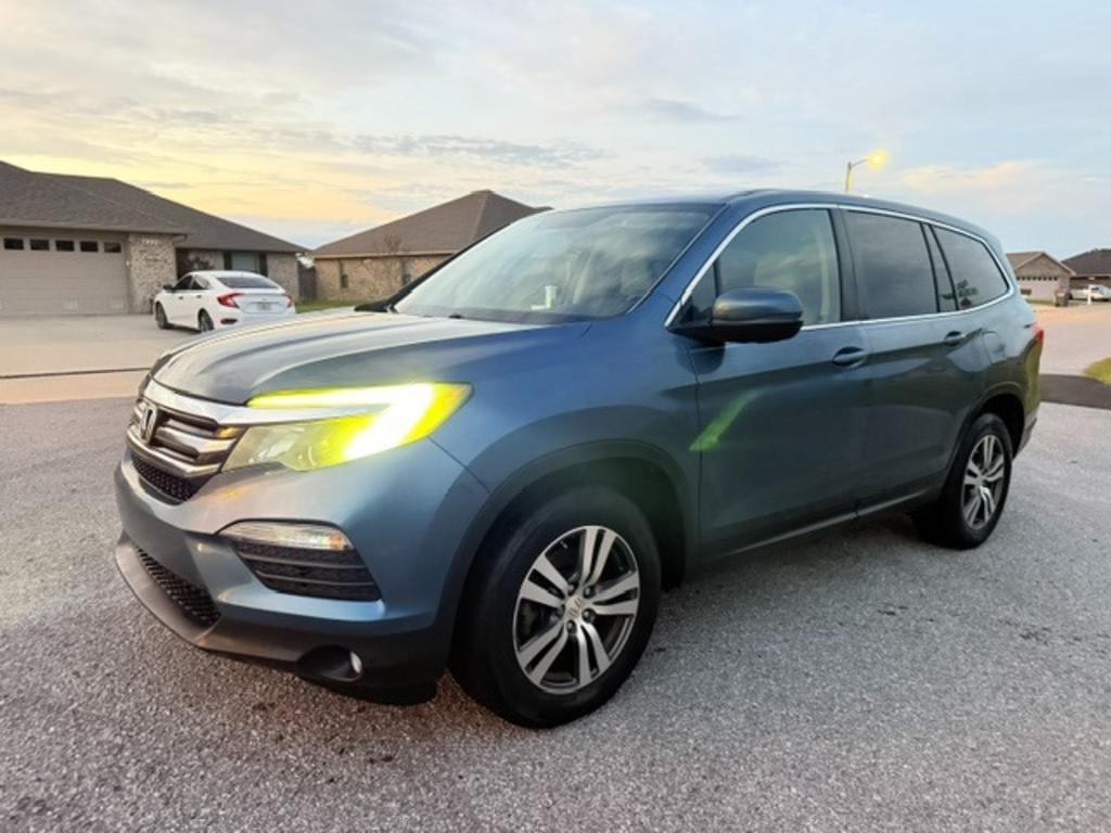 2017 Honda Pilot - $15,995