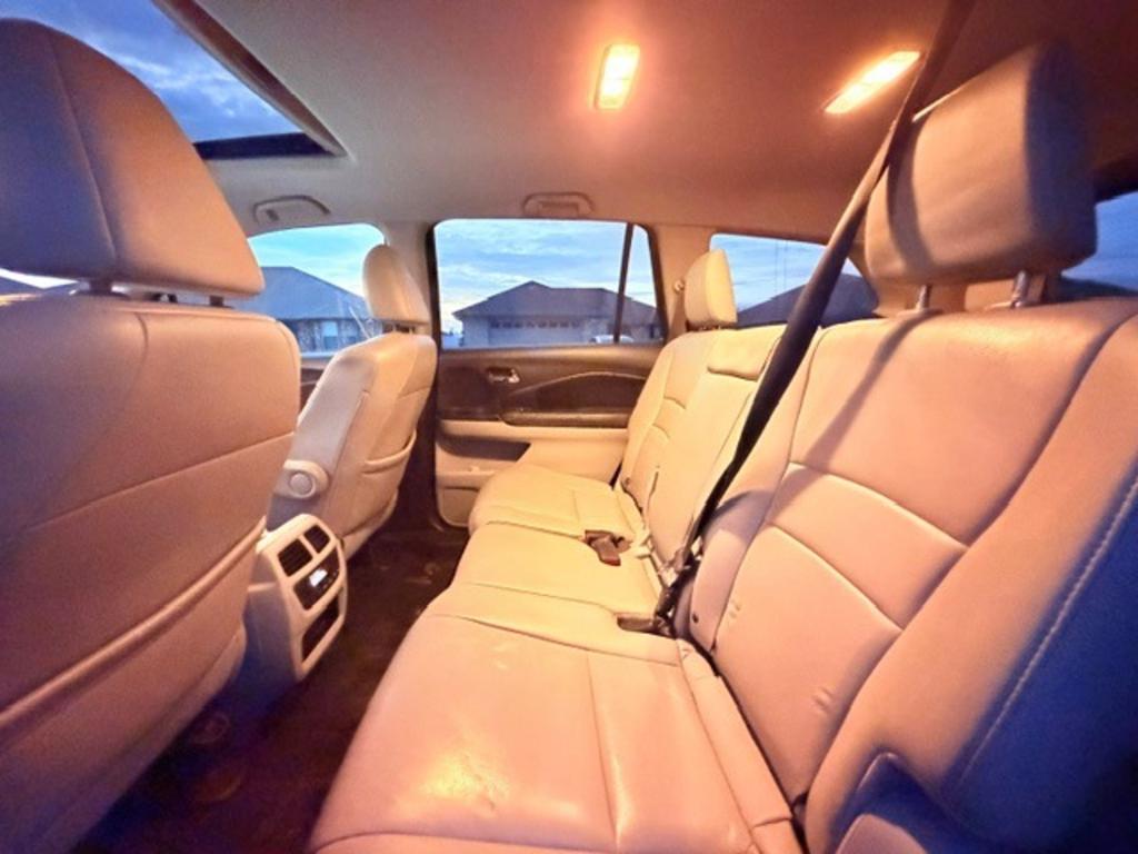 2017 Honda Pilot - $15,995
