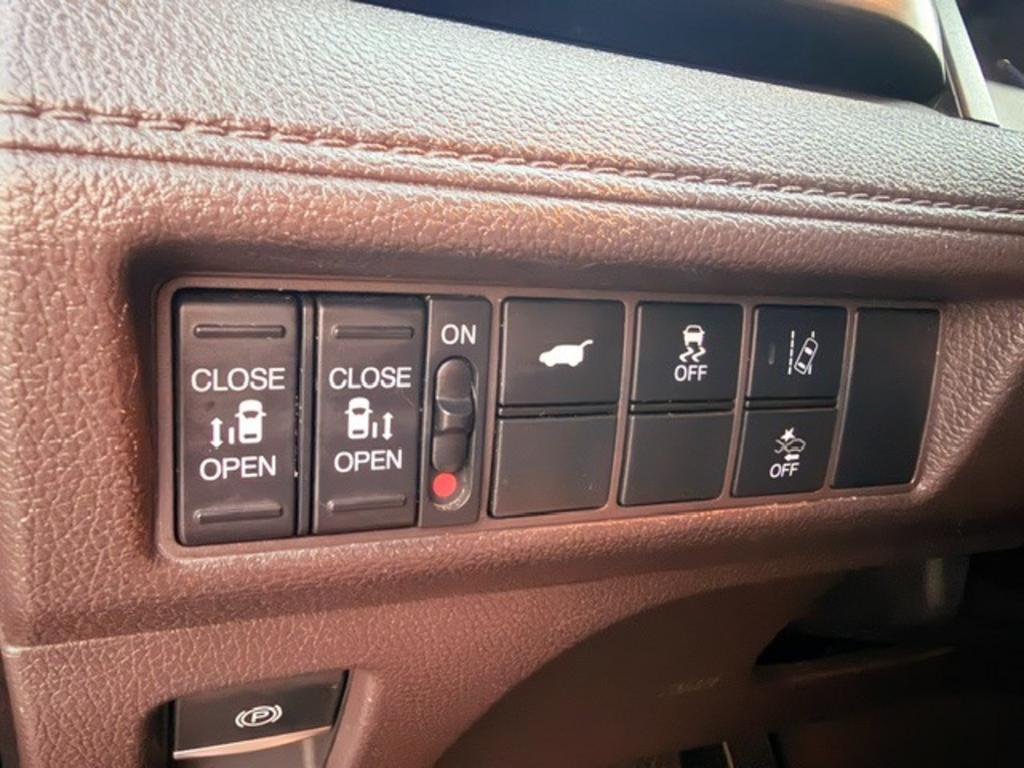 2019 Honda Odyssey - $19,995