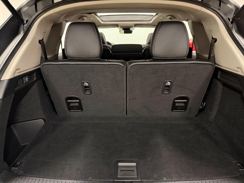 2022 Acura MDX - $27,950