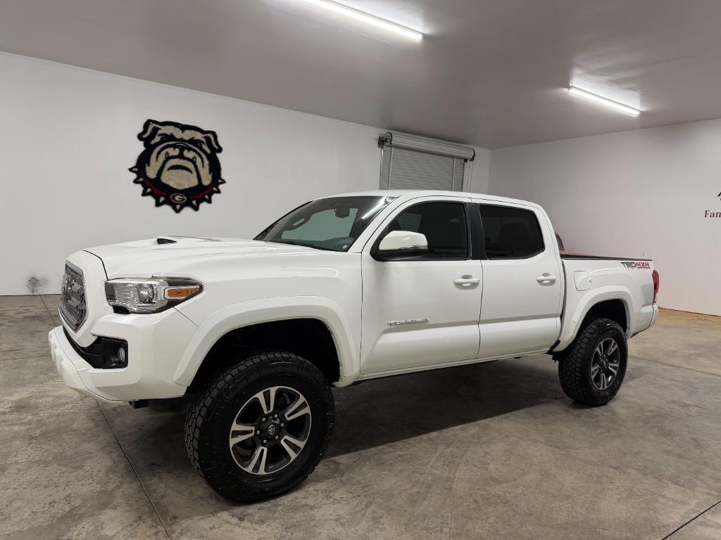 2017 Toyota Tacoma - $19,950