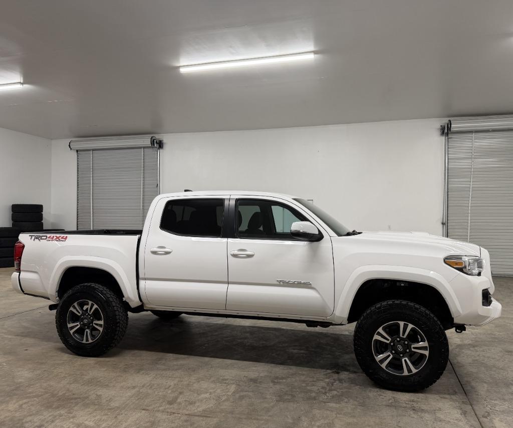 2017 Toyota Tacoma - $19,950