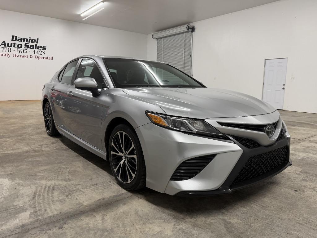 2018 Toyota Camry - $14,750
