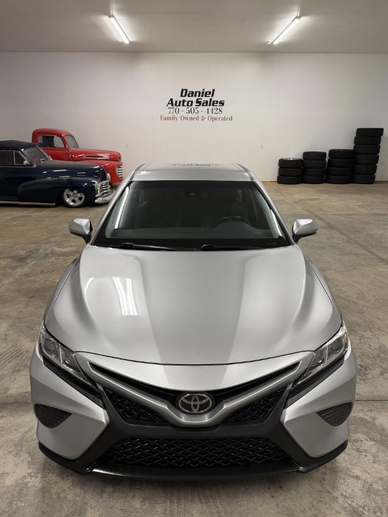 2018 Toyota Camry - $14,750