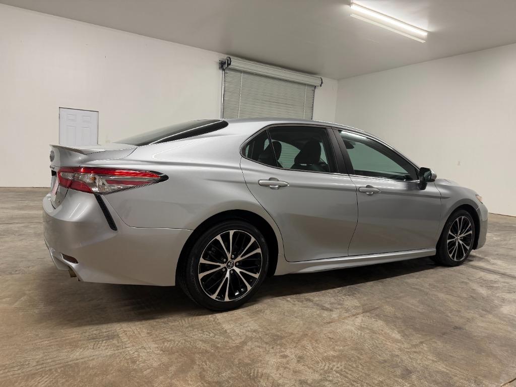 2018 Toyota Camry - $14,750
