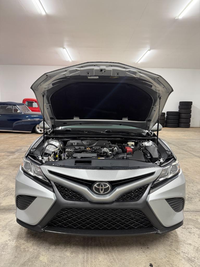 2018 Toyota Camry - $14,750