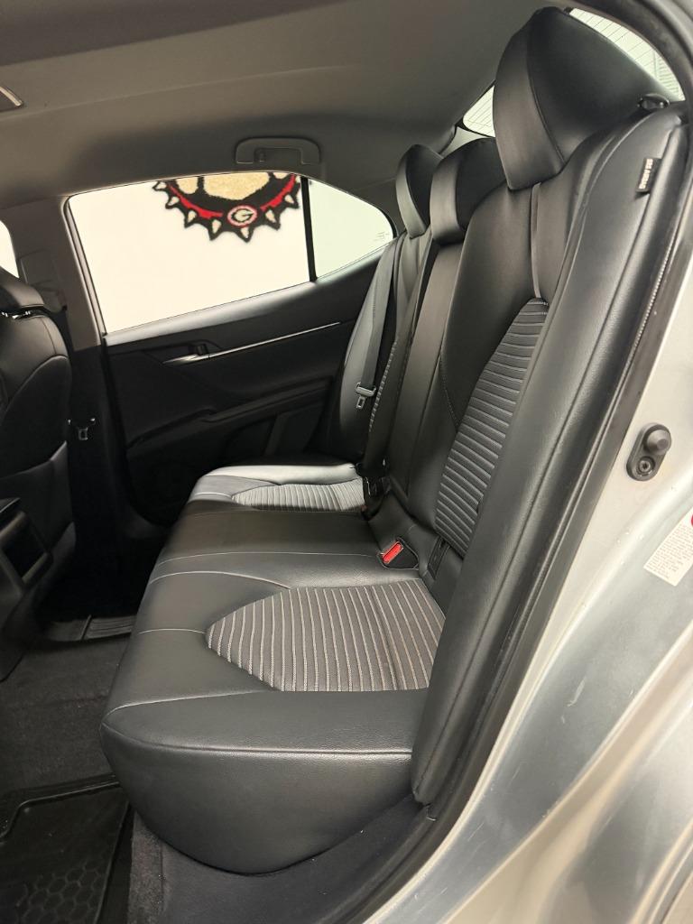 2018 Toyota Camry - $14,750